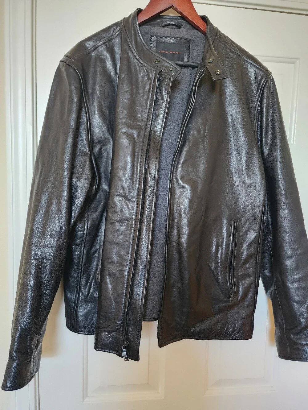 Banana Republic Black Leather Bomber Jacket